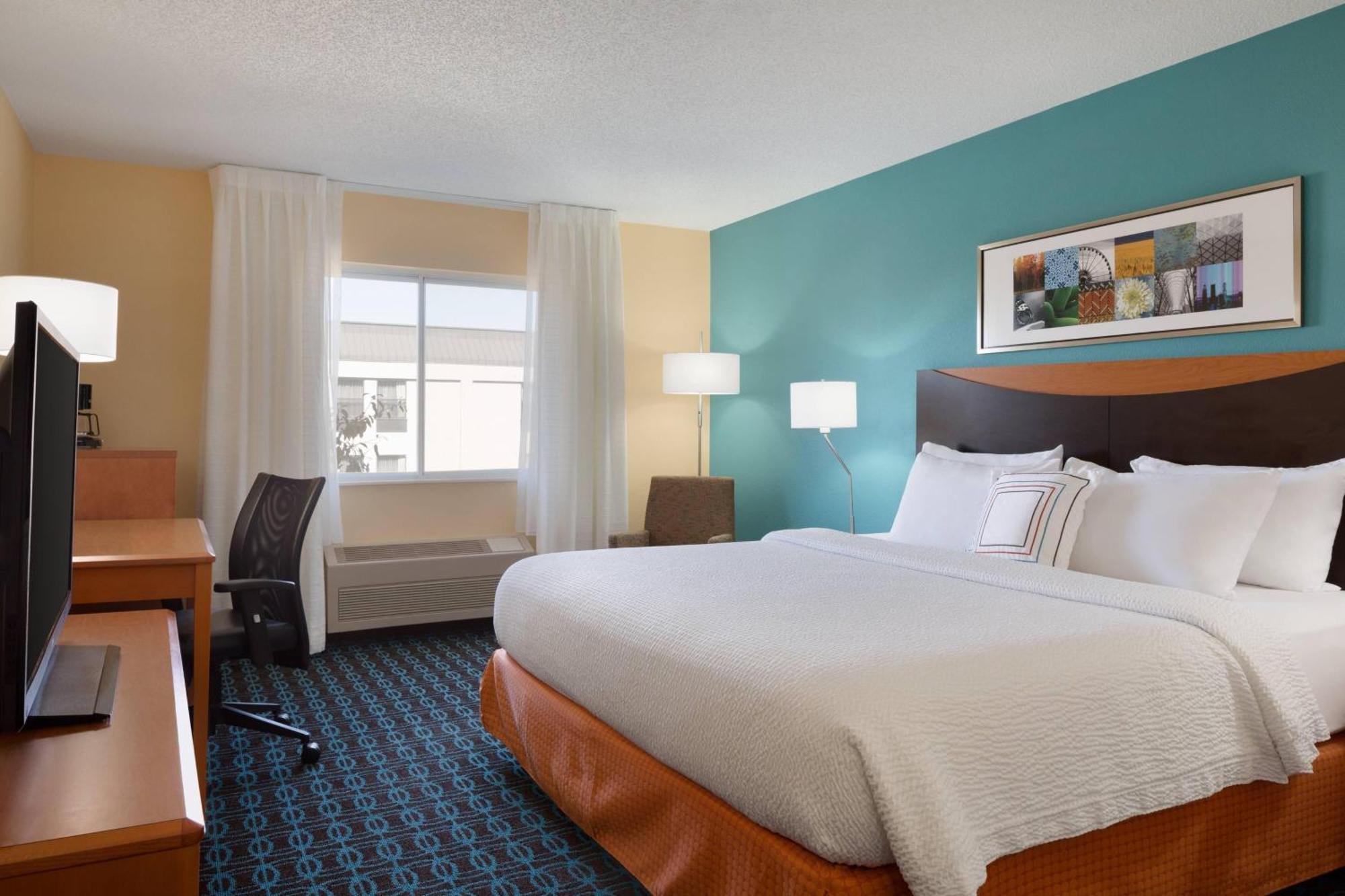 Fairfield Inn & Suites Youngstown Boardman Poland Exterior photo